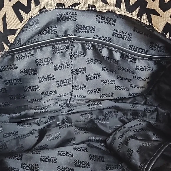 MICHAEL Michael Kors Signature Shoulder Bag Black/Brown NWT - Picture 11 of 14